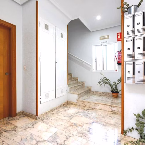 3 Bedrooms Renovated Top Floor Apartment (3rd Floor) with Lift Access, Storage and comm. Solarium_ALMORADI