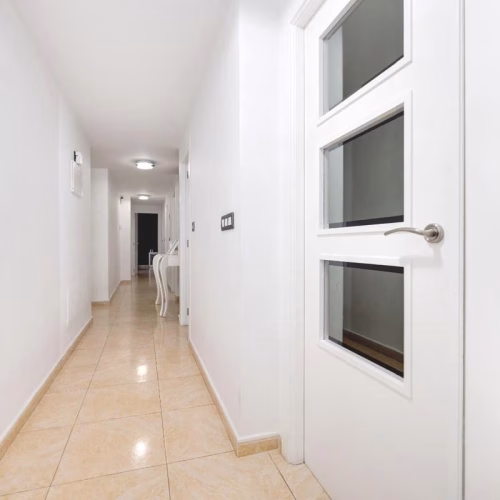 3 Bedrooms Town centre Apartment on 3rd Floor with Lift Access, Terrace and Parking space_TORREVIEJA