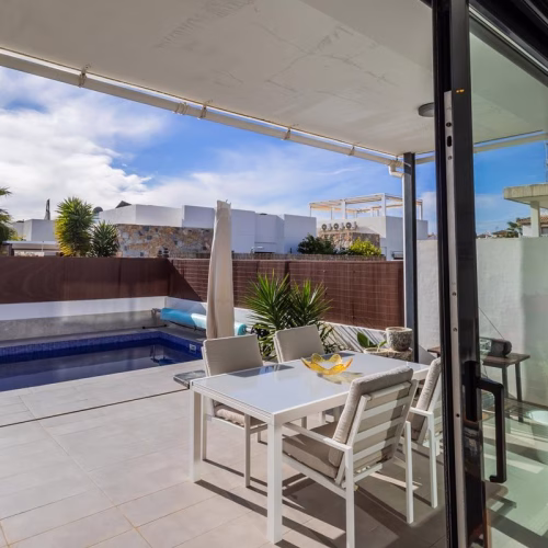 3 Bedrooms Modern Detached Villa with Pool, Off-Road Parking and Solarium_CABO ROIG