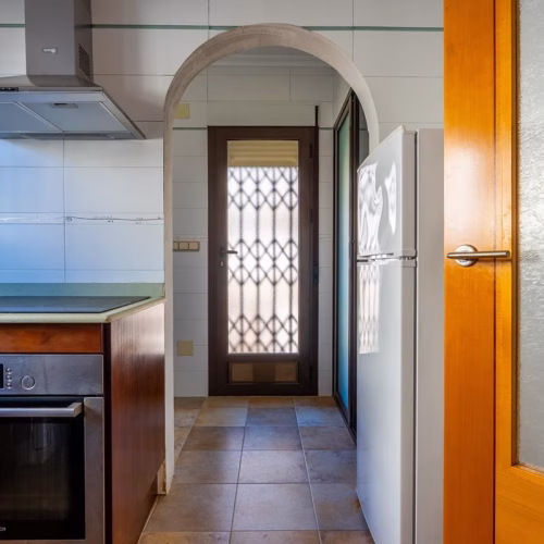 6 Bedrooms Detached Villa with Pool, Underbuilt, Off-road Parking and Solarium_VILLAMARTIN