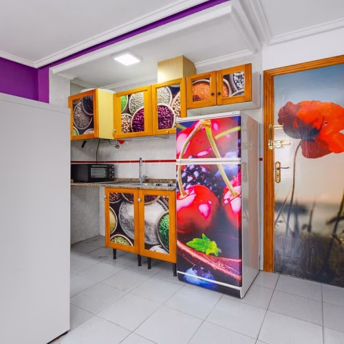 1 Bedroom Apartment on the 2nd Floor with Lift Access, comm. Pool and Glazed-in terrace, 250m to the Beach_TORREVIEJA