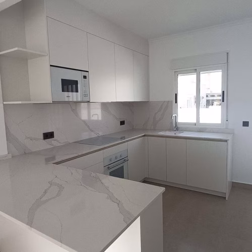 2 Bedrooms Renewed Detached Villa with comm. Pool, Off-road Parking, Terrace and Solarium_LO CRISPIN_ALGORFA
