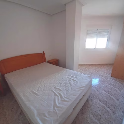 2 Bedrooms Apartment on 3rd Floor with Lift Access, close to all amenities_TORREVIEJA