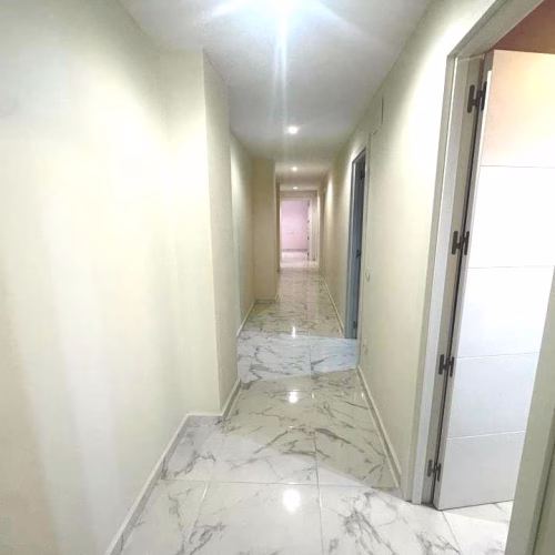 3 Bedrooms Reformed Apartment with Lift Access on 1st Floor, 500m to the Beach_TORREVIEJA