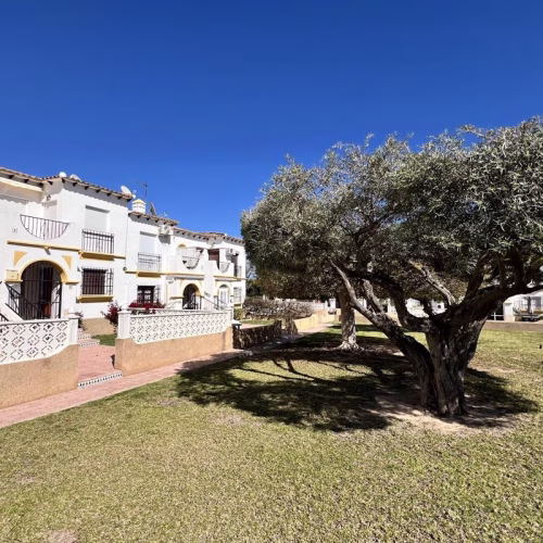 1 Bedroom Ground Floor Apartment with comm. Pool in a gated Residential Complex_VILLAMARTIN