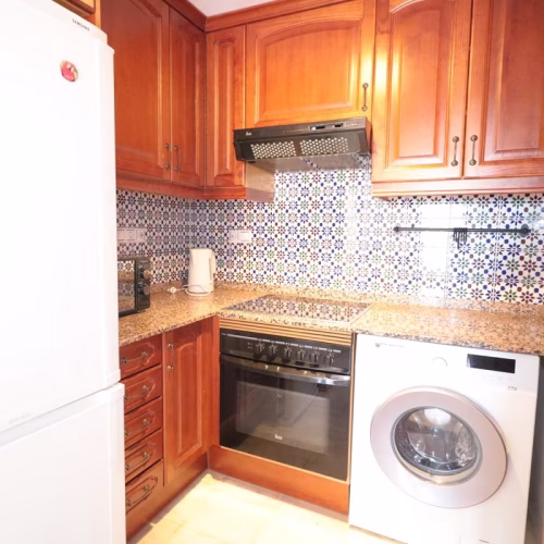 2 Bedrooms Apartment on 13th-Floor with comm. Pool and Sea Views Terrace, 250m to the Beach_TORREVIEJA