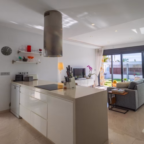 3 Bedrooms Modern Detached Villa with Pool, Off-Road Parking and Solarium_CABO ROIG