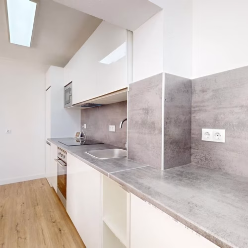 2 Bedrooms Modern reformed Ground Floor Apartment with Storage, Front and Rear Terrace_VILLAMARTIN