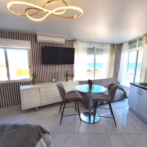 Modern Renovated Studio Apartment on 3rd-Floor with Lift Access and Sea Views,350m to Cabo Cervera Beach_TORREVIEJA