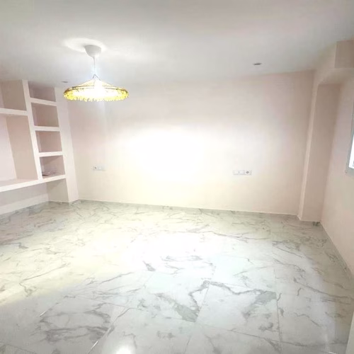 3 Bedrooms Reformed Apartment with Lift Access on 1st Floor, 500m to the Beach_TORREVIEJA