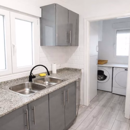 2 Bedrooms Modernized Detached Villa with comm. Pool and Off-Road Parking_BENIMAR_ROJALES