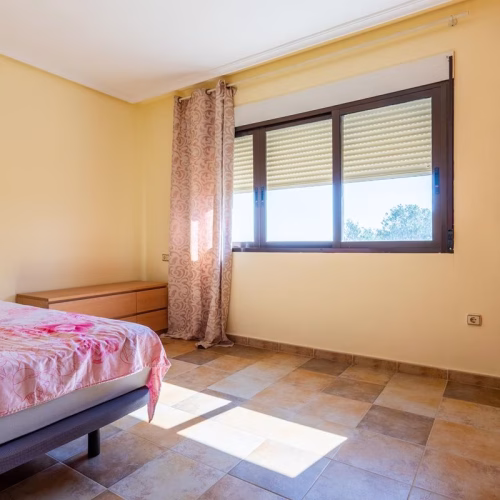 6 Bedrooms Detached Villa with Pool, Underbuilt, Off-road Parking and Solarium_VILLAMARTIN