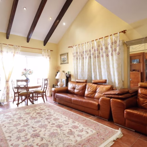 4 Bedrooms Detached Villa with Pool, BBQ, Garage and Solarium, 250m to the Beach_PLAYA FLAMENCA_ORIHUELA COSTA