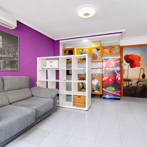 1 Bedroom Apartment on the 2nd Floor with Lift Access, comm. Pool and Glazed-in terrace, 250m to the Beach_TORREVIEJA