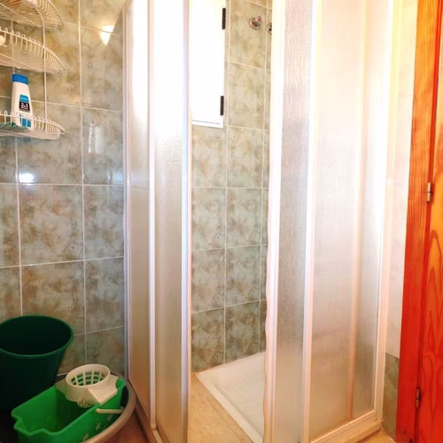 2 Bedrooms Town centre Apartment on 4th Floor with comm. Pool, and Lift Access, 500m to the Beach_TORREVIEJA