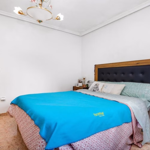 3 Bedrooms Apartment on 1st Floor with Lift Access, Terrace and Underground Parking, 200m to the Beach_TORREVIEJA