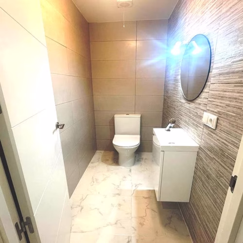3 Bedrooms Reformed Apartment with Lift Access on 1st Floor, 500m to the Beach_TORREVIEJA