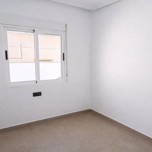 2 Bedrooms Renewed Detached Villa with comm. Pool, Off-road Parking, Terrace and Solarium_LO CRISPIN_ALGORFA