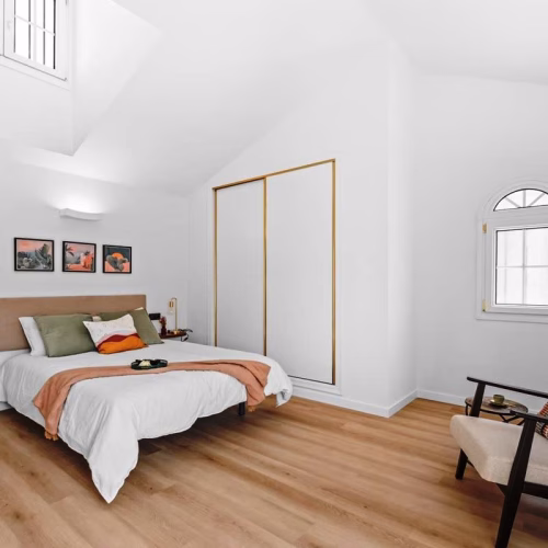 3 Bedrooms Semi-Detached TownHouse with comm. Pool and Off-road Parking_VILLAMARTIN