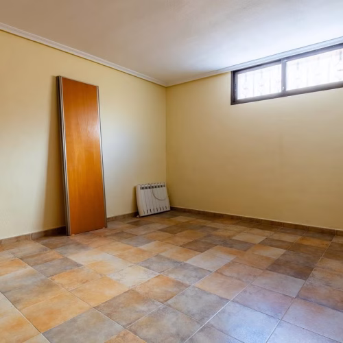 6 Bedrooms Detached Villa with Pool, Underbuilt, Off-road Parking and Solarium_VILLAMARTIN