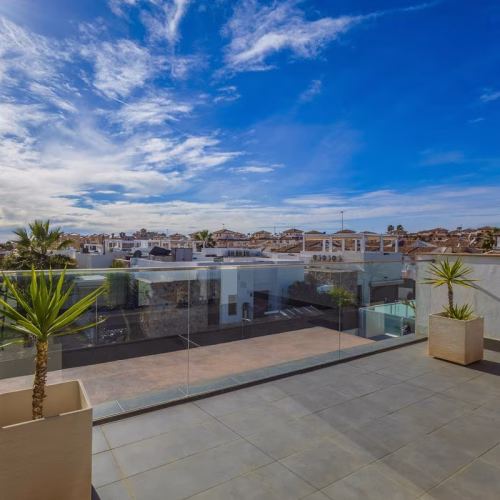 3 Bedrooms Modern Detached Villa with Pool, Off-Road Parking and Solarium_CABO ROIG