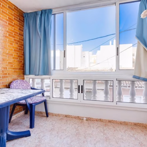 3 Bedrooms Apartment on 1st Floor with Lift Access, Terrace and Underground Parking, 200m to the Beach_TORREVIEJA
