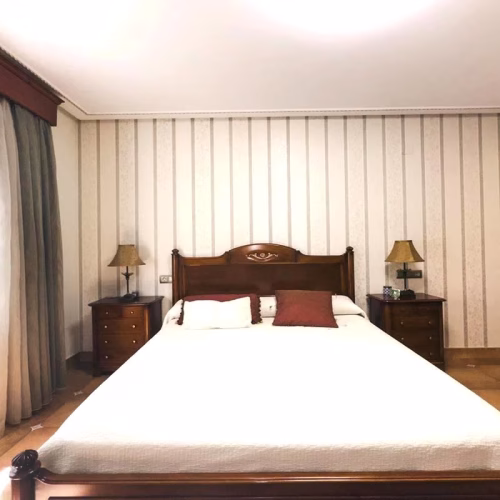 6 Bedrooms Town centre Villa with Garage, Courtyard, BBQ and Terrace_BIGASTRO