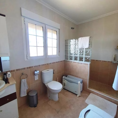 4 Bedrooms Country Villa with Pool, Garage, Carport, Outside BBQ/Kitchen and Solarium_CATRAL