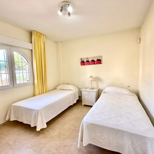 4 Bedrooms Detached Villa with Pool, Garage, BBQ-Kitchen, Solarium and Underbuilt_PLAYA FLAMENCA_ORIHUELA COSTA