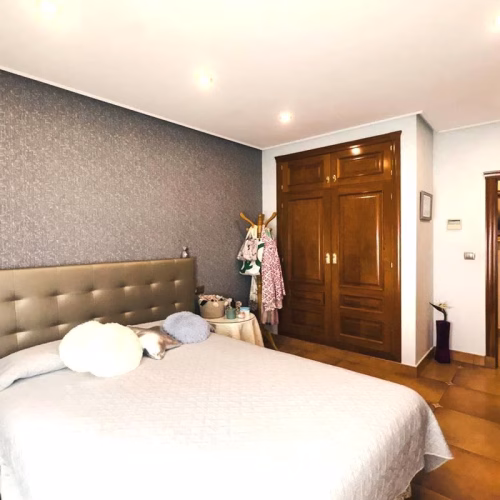 6 Bedrooms Town centre Villa with Garage, Courtyard, BBQ and Terrace_BIGASTRO