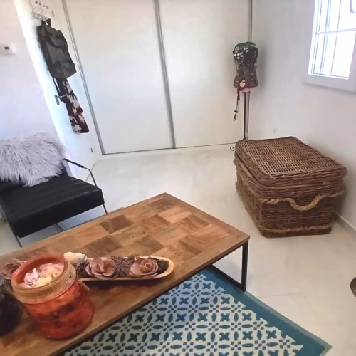 3 Bedrooms Modern Villa with 2 Bedrooms Guest House, Pool and Outside BBQ/Kitchen_SAX