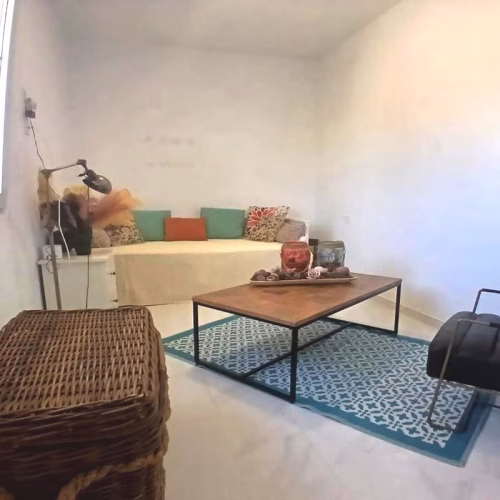 3 Bedrooms Modern Villa with 2 Bedrooms Guest House, Pool and Outside BBQ/Kitchen_SAX