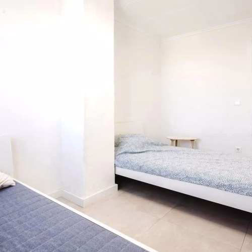 3 Bedrooms Beachfront Apartment on 5th Floor with comm. Pool Lift Access, Terrace and Sea Views_TORREVIEJA