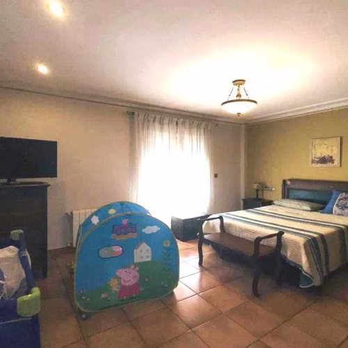6 Bedrooms Town centre Villa with Garage, Courtyard, BBQ and Terrace_BIGASTRO