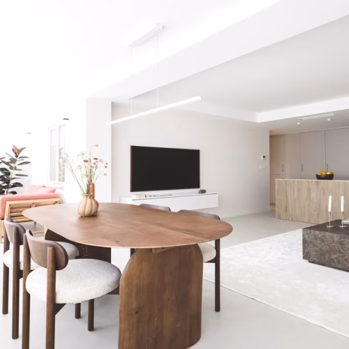 3 Bedrooms Renovated Beach Front Apartment on 7th Floor with comm. Pool and Lift Access_TORREVIEJA