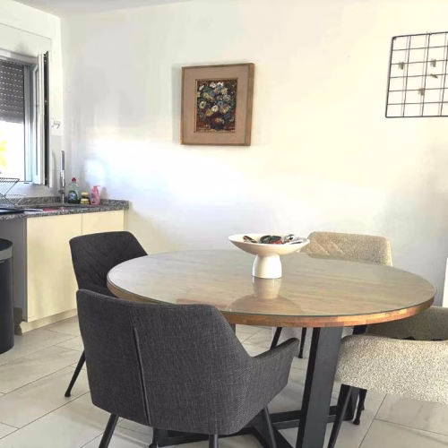 3 Bedrooms Modern Villa with 2 Bedrooms Guest House, Pool and Outside BBQ/Kitchen_SAX